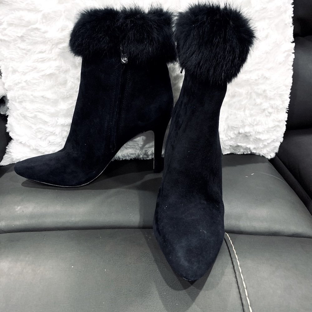 Beautiful Antonio Melani ankle boots